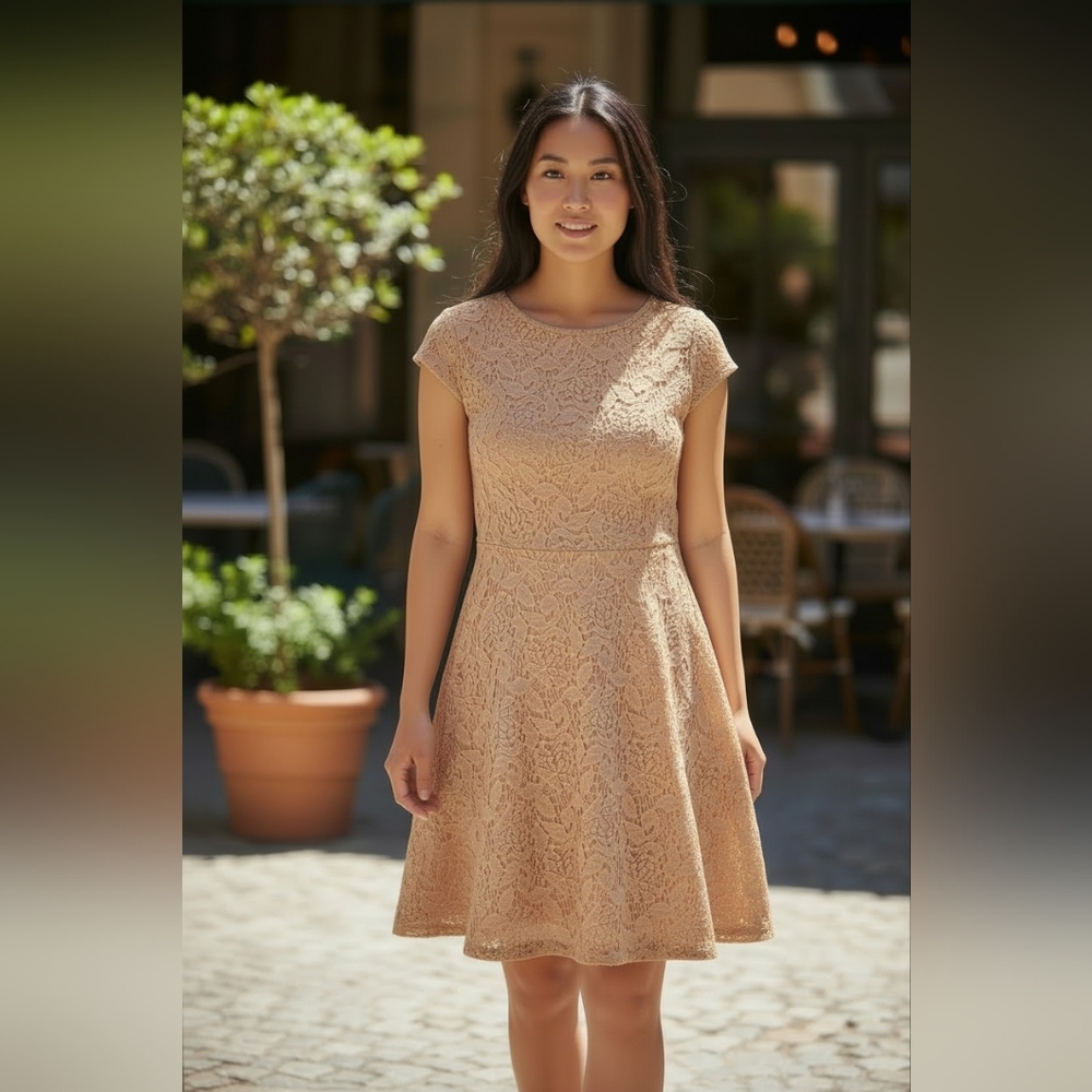 Emma & Michele Cream/Light Taupe Lace Overlay Cap‎ Sleeve Dress Size 8 Skater